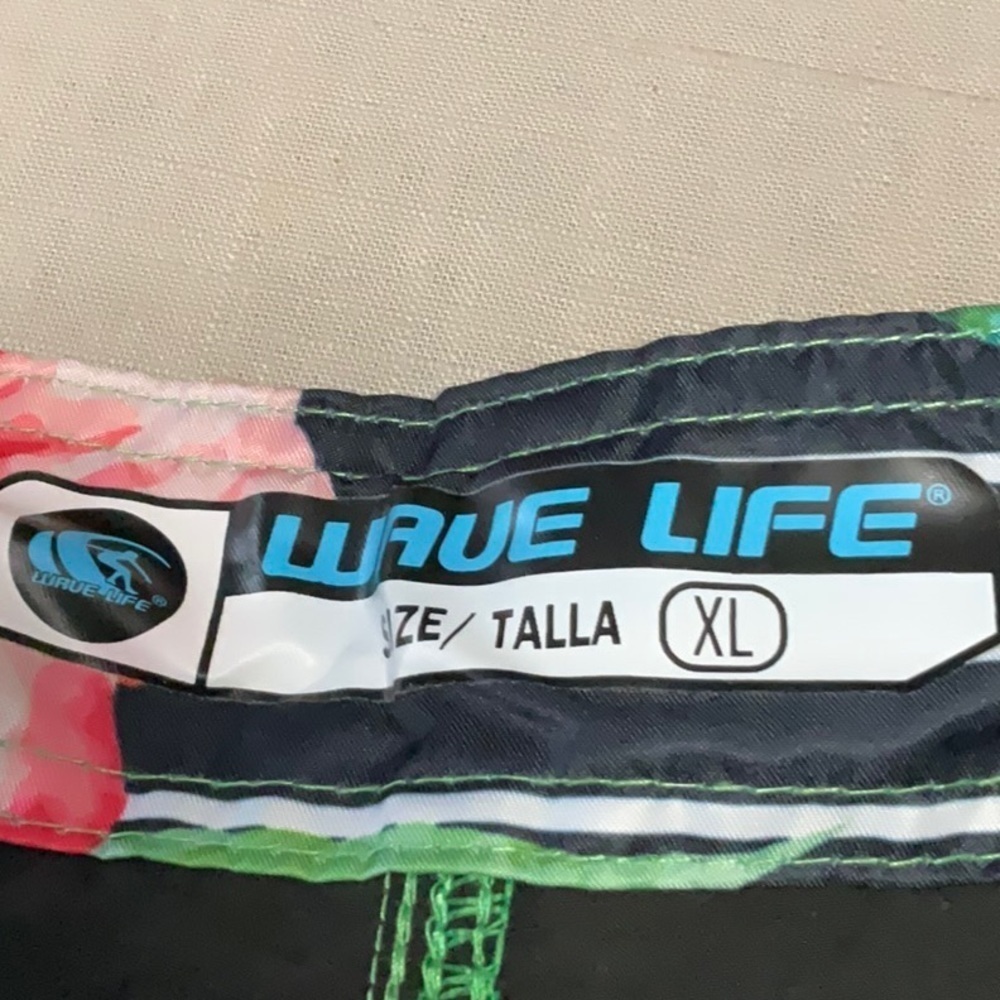 Wave Life - Picture 3 of 5